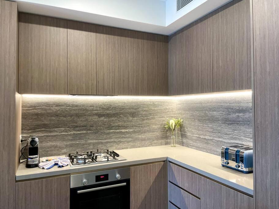 Luxury Stunning Riverview 1 Bedroom Apt 479F Gold Coast Eksteriør billede