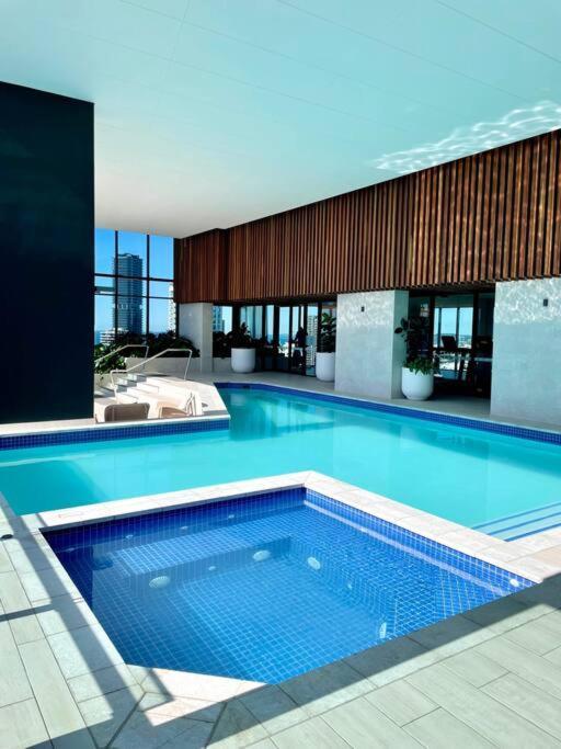 Luxury Stunning Riverview 1 Bedroom Apt 479F Gold Coast Eksteriør billede
